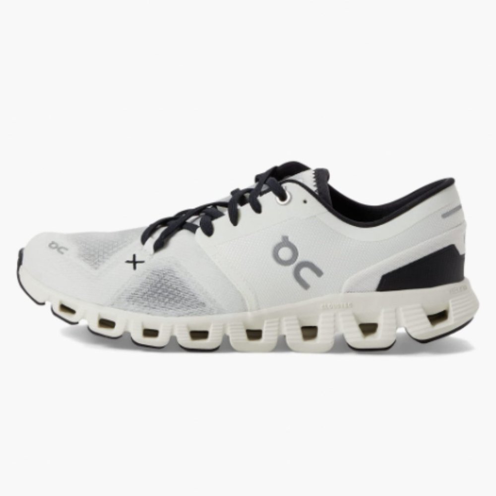 On Clouds Running Sneakers